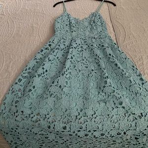 ASTR the Label Lace Midi Dress size small